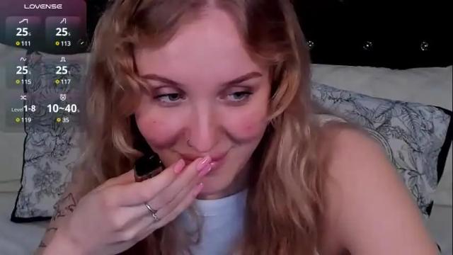 Image 11 of lianafleen Stream on Chaturbate on 27 days ago