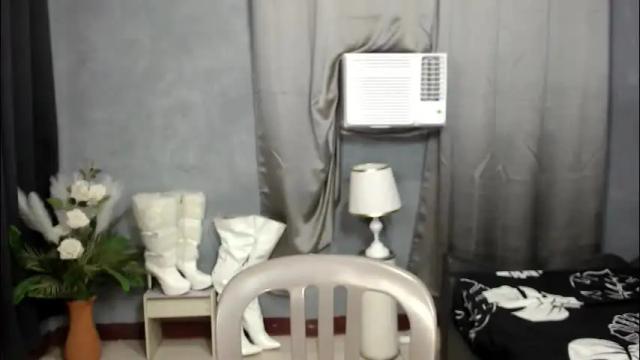 Image 2 of liane_mei Stream on Chaturbate on 20 days ago
