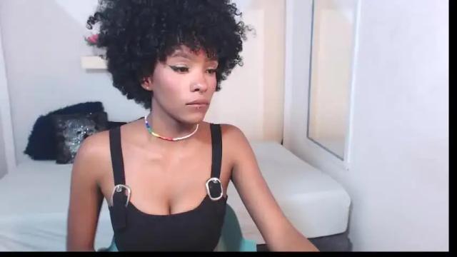 Image 4 of liannadixon Stream on Chaturbate on 15 months ago