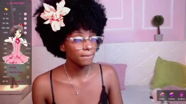 Image 11 of liannadixon Stream on Chaturbate on 13 months ago