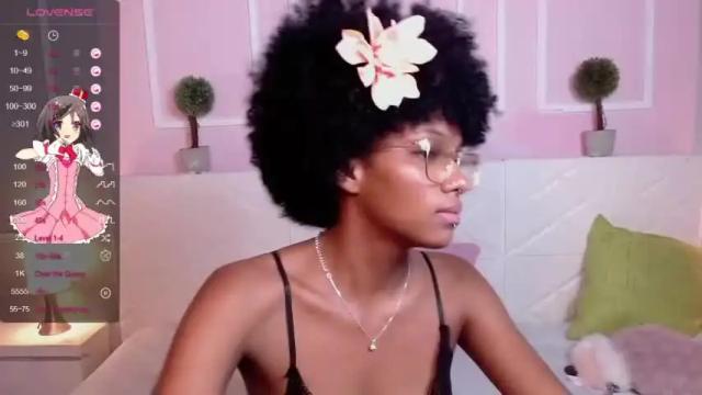 Image 12 of liannadixon Stream on Chaturbate on 13 months ago
