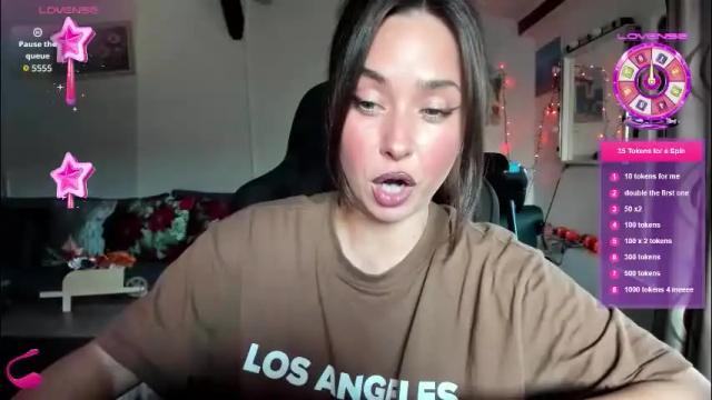 Image 4 of liaquinn Stream on Chaturbate on 3 months ago