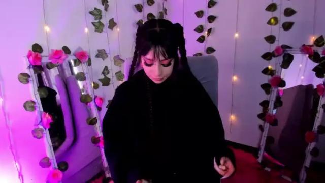 Image 7 of liarodriguez_ Stream on Chaturbate on 13 months ago