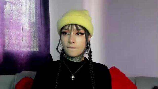 Thumbnail 2, liarodriguez_'s Stream at Chaturbate, 13 months ago