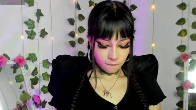 Image 10 of liarodriguez_ Stream on Chaturbate on 13 months ago