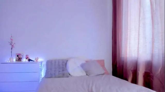 Image 10 of liaroze Stream on Chaturbate on 24 days ago