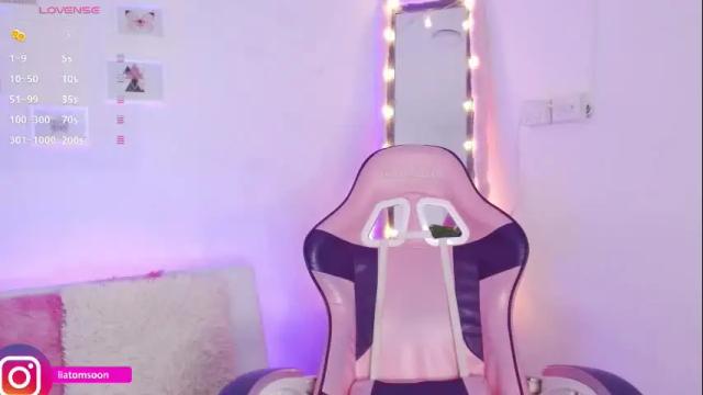 Image 11 of liasantoos Stream on Chaturbate on 27 days ago