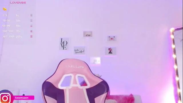 Image 6 of liasantoos Stream on Chaturbate on 17 days ago