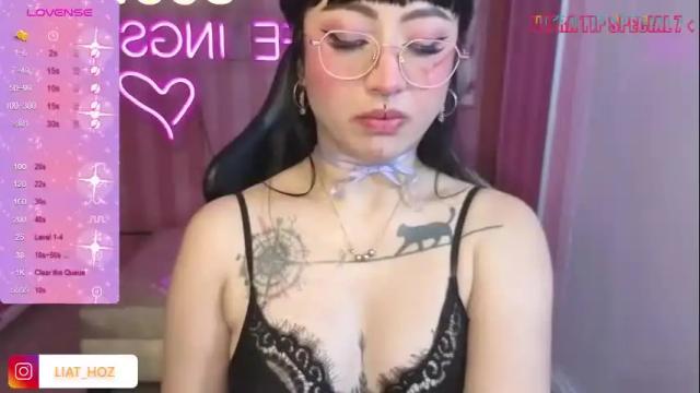 Image 12 of liat_hoz Stream on Chaturbate on 2 months ago