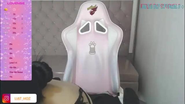 Image 11 of liat_hoz Stream on Chaturbate on 2 months ago