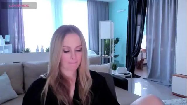 Image 3 of libby_nora Stream on Chaturbate on 1 month ago