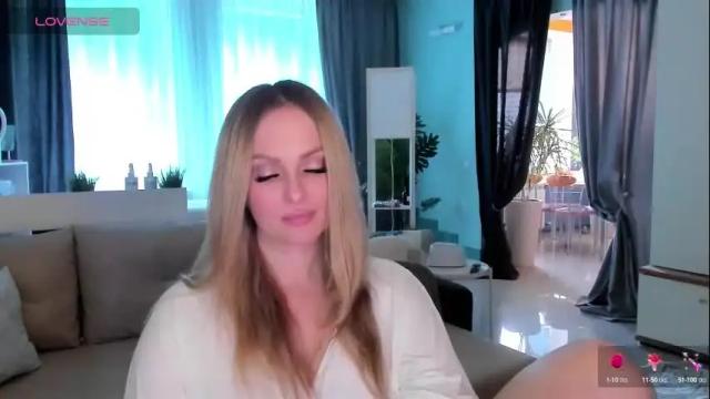 Image 4 of libby_nora Stream on Chaturbate on 21 days ago
