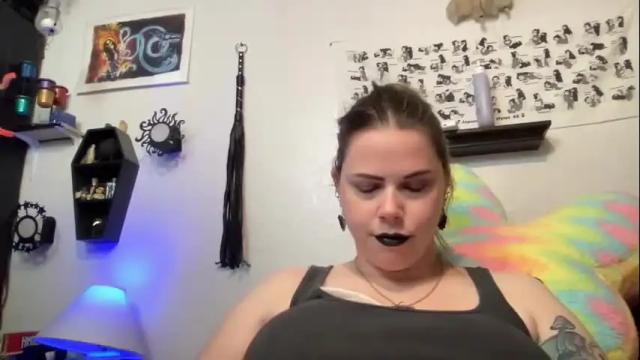 Image 6 of libbydeetzxxx Stream on Chaturbate on 26 days ago