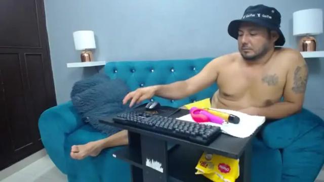 Image 6 of libia_bairon_32 Stream on Chaturbate on 15 months ago