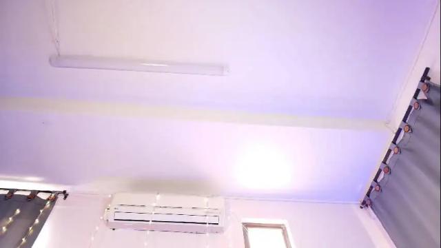 Image 11 of liccy_hall Stream on Chaturbate on 1 day ago