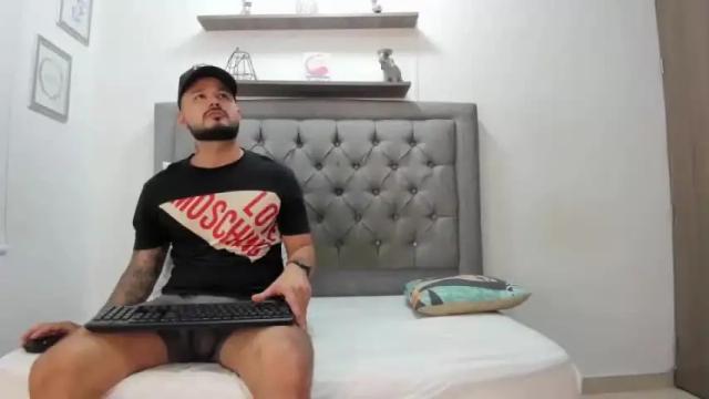 Image 2 of lichi_web Stream on Chaturbate on 18 months ago