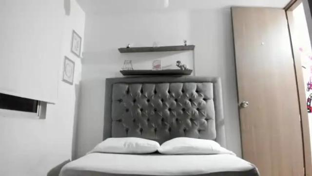Image 8 of lichi_web Stream on Chaturbate on 17 months ago
