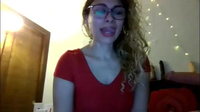 Image 7 of lickablemiami Stream on Chaturbate on 17 days ago