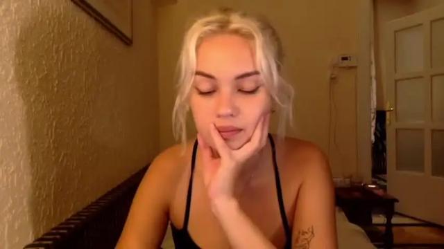 Image 10 of lidiasss Stream on Chaturbate on 16 months ago