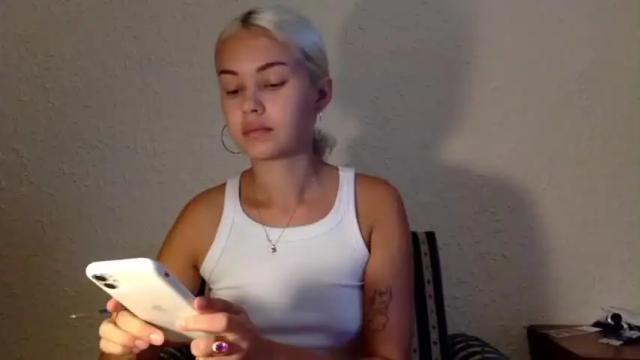 Image 12 of lidiasss Stream on Chaturbate on 16 months ago