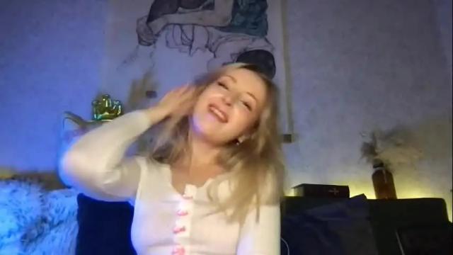 Image 7 of lierie Stream on Chaturbate on 16 days ago