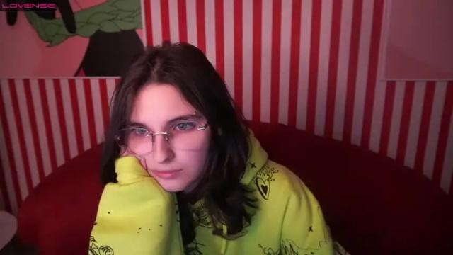 Image 8 of liessstar Stream on Chaturbate on 18 months ago