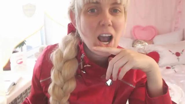 Image 3 of lifehappyoh Stream on Chaturbate on 17 months ago