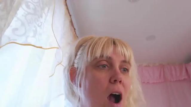 Image 3 of lifehappyoh Stream on Chaturbate on 16 months ago