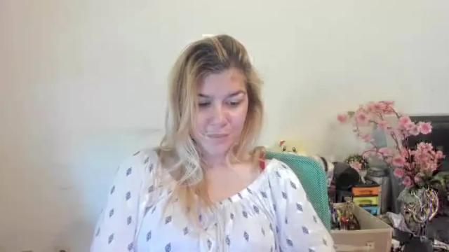 Image 3 of lightworker____ Stream on Chaturbate on 15 months ago