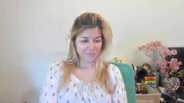 Image 4 of lightworker____ Stream on Chaturbate on 15 months ago