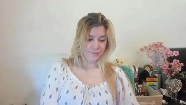 Image 7 of lightworker____ Stream on Chaturbate on 15 months ago