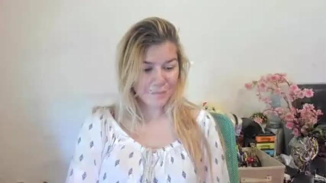 Image 8 of lightworker____ Stream on Chaturbate on 15 months ago