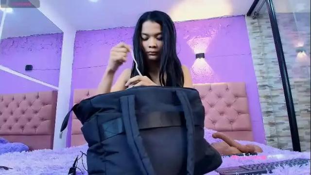 Image 2 of liiablossom Stream on Chaturbate on 5 days ago