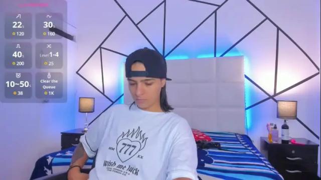 Image 4 of liiam_smith_ Stream on Chaturbate on 2 months ago