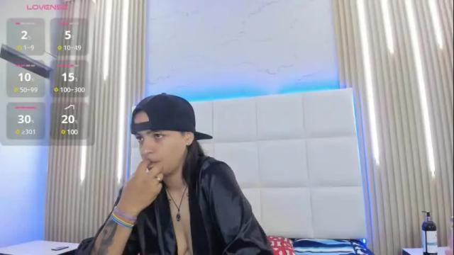 Image 2 of liiam_smith_ Stream on Chaturbate on 2 months ago