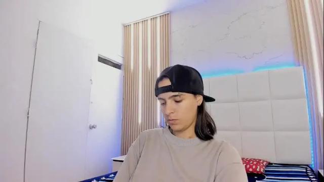 Image 3 of liiam_smith_ Stream on Chaturbate on 2 months ago