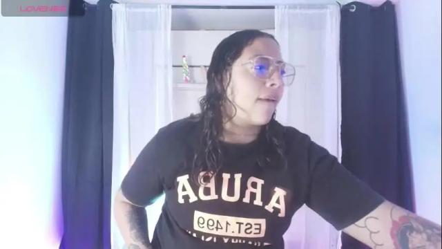 Image 2 of liiavega Stream on Chaturbate on 1 month ago