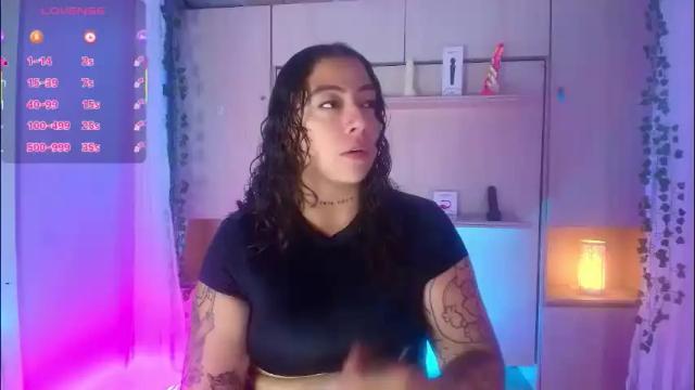 Image 3 of liiavega Stream on Chaturbate on 1 month ago