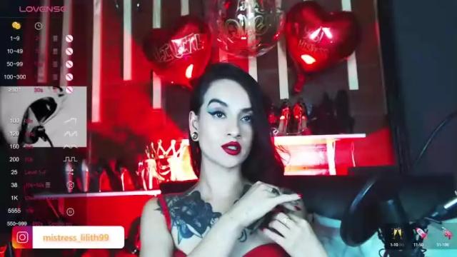 Image 2 of liilith_goddess_ Stream on Chaturbate on 14 months ago