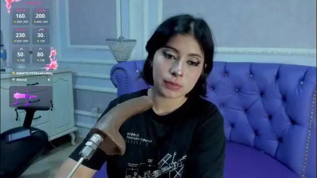 Image 2 of liily_hot Stream on Chaturbate on 11 days ago