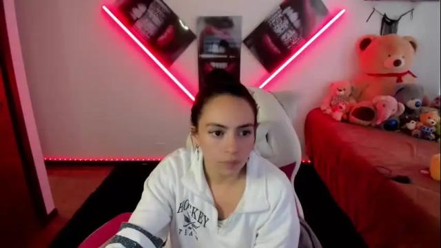 Thumbnail 1, lika_little3's Stream at Chaturbate, 1 month ago