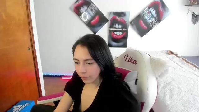 Image 7 of lika_little3 Stream on Chaturbate on 2 months ago