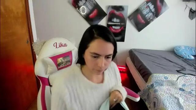 Image 10 of lika_little3 Stream on Chaturbate on 1 month ago