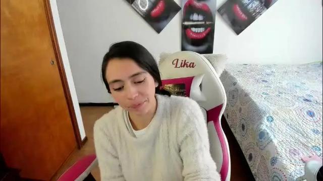 Image 10 of lika_little3 Stream on Chaturbate on 1 month ago