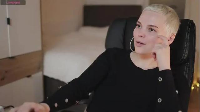 Image 12 of lika_loves_you Stream on Chaturbate on 1 month ago