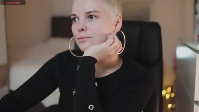 Image 7 of lika_loves_you Stream on Chaturbate on 1 month ago