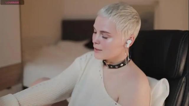 Image 12 of lika_loves_you Stream on Chaturbate on 29 days ago