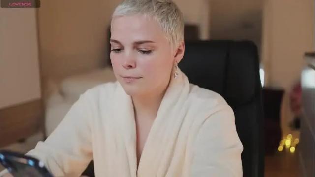 Image 3 of lika_loves_you Stream on Chaturbate on 1 month ago