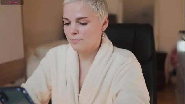Image 4 of lika_loves_you Stream on Chaturbate on 1 month ago