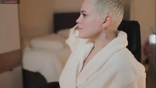 Image 6 of lika_loves_you Stream on Chaturbate on 1 month ago